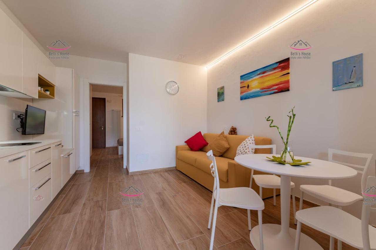 Garden Beth'S House Apartment Бренцоне сул Гарда Екстериор снимка