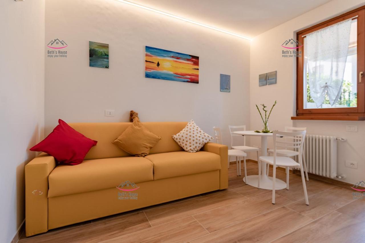 Garden Beth'S House Apartment Бренцоне сул Гарда Екстериор снимка